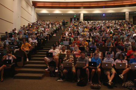 macbook-students.jpg