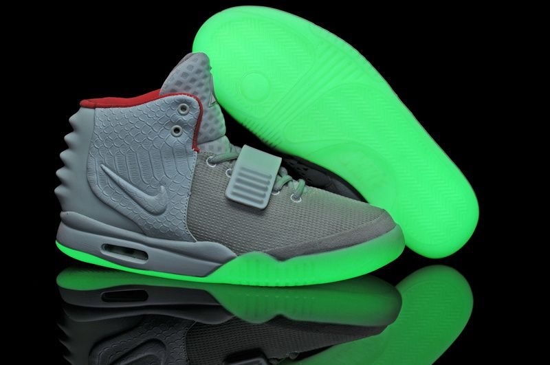 nike air yeezy online