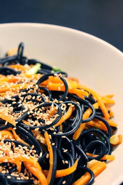 Spaghetti al nero di sepia, à l'encre de seiche - Blod de Peggy Lee  Silkroad conseil