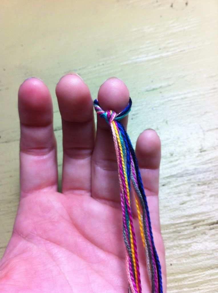 Make Your Own Fishtail Friendship Bracelet!