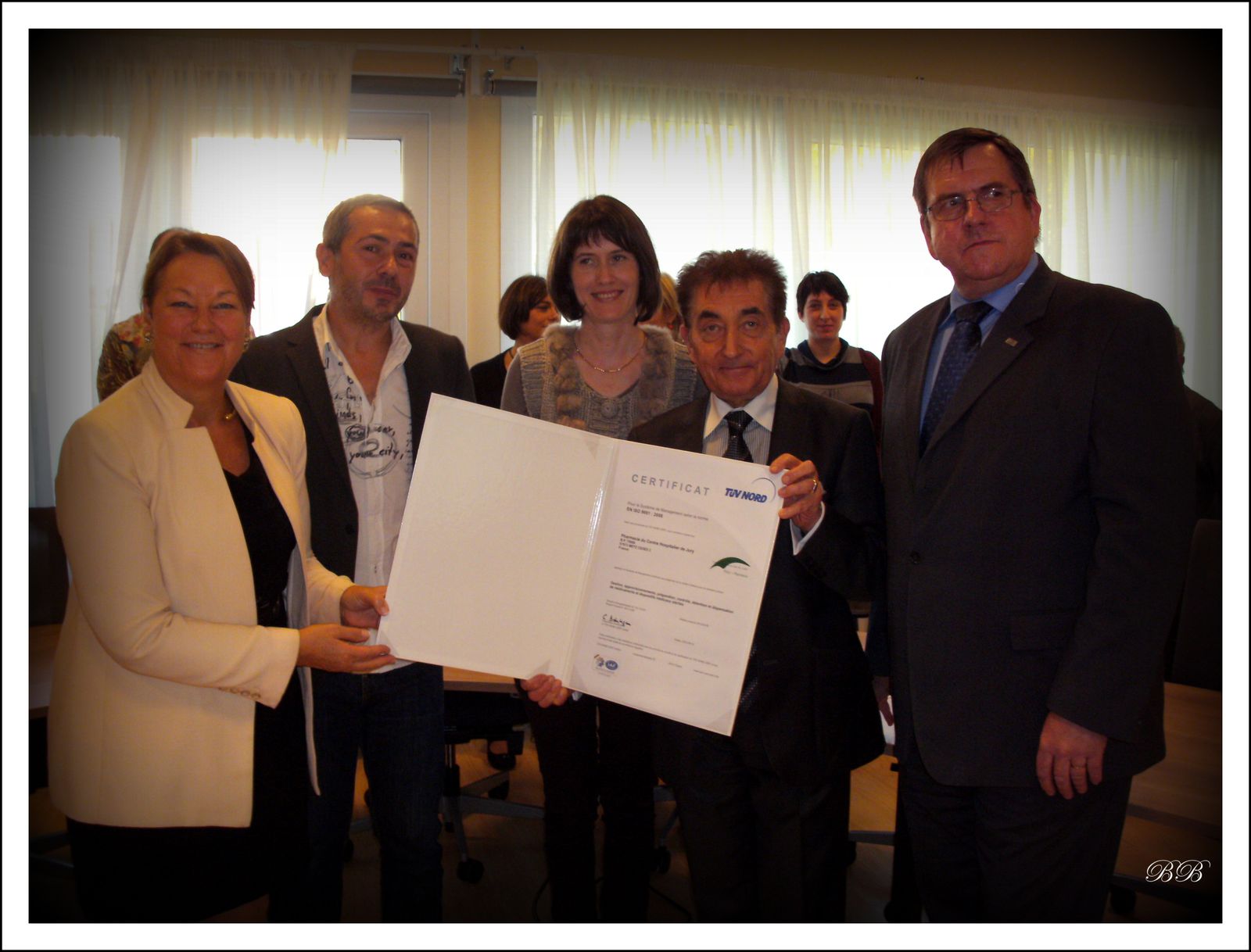 Centre Hospitalier de Jury  Certification ISO 9001 de la Pharmacie 
