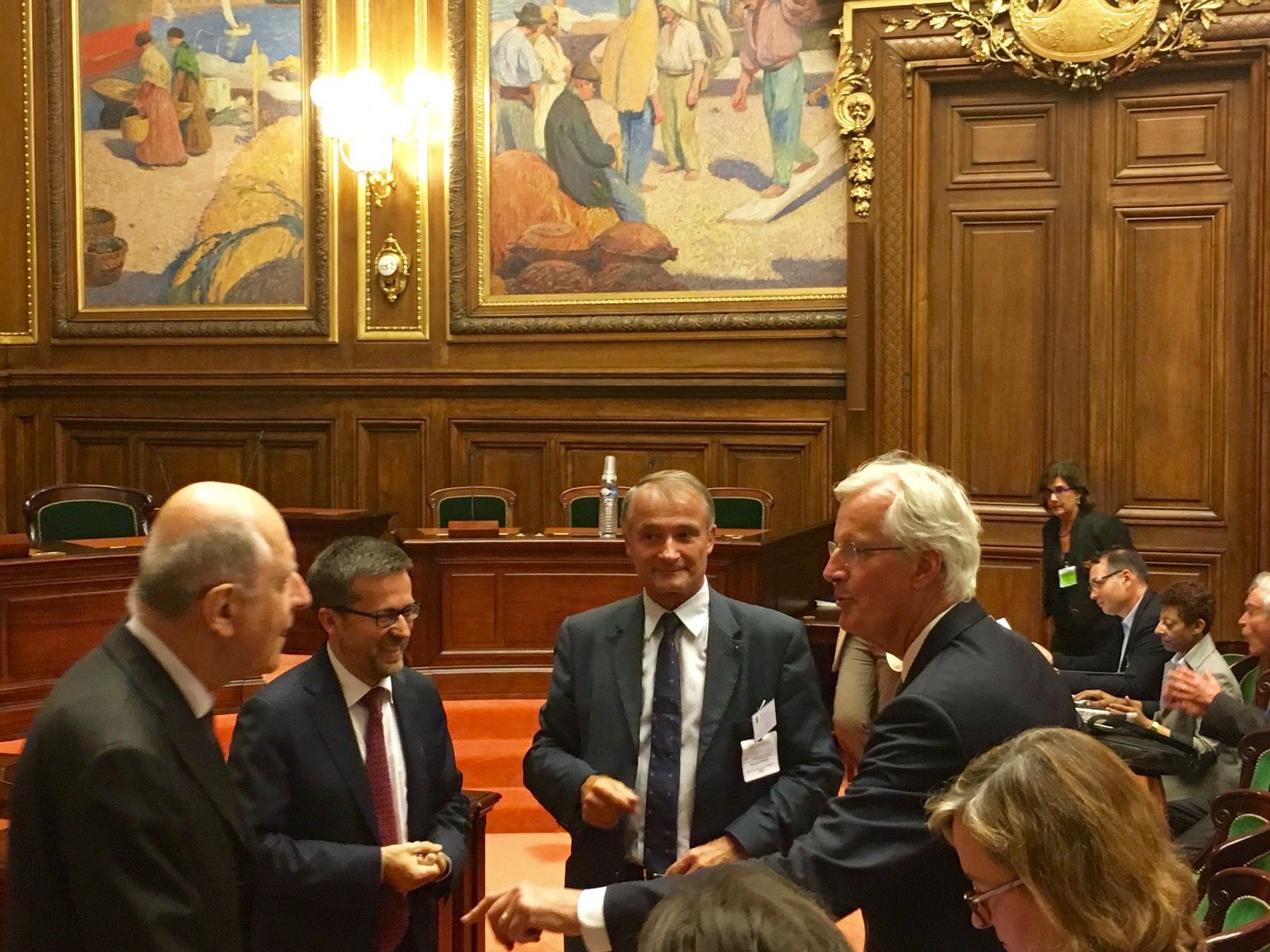 François CHARLES en présence de Michel BARNIER et de Carlos MOEDAS, commissaire de la Commission européenne pour la science et la recherche