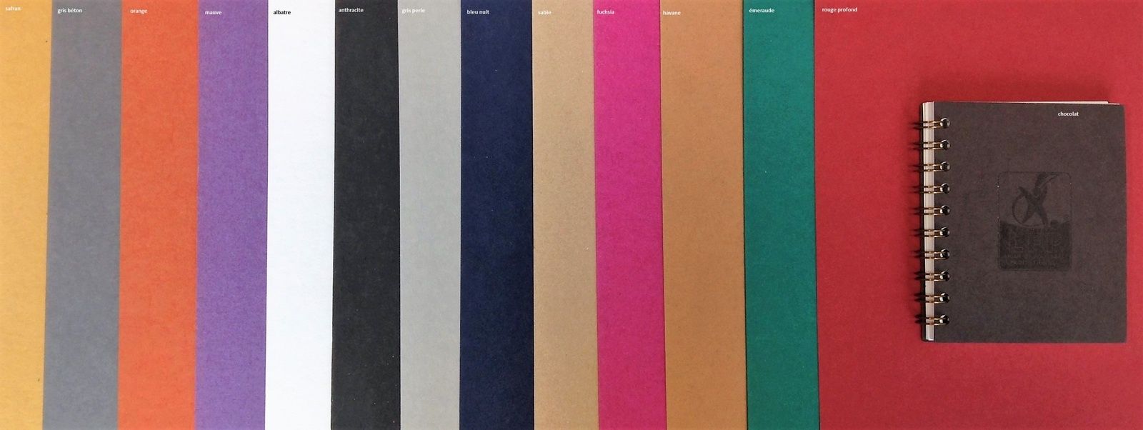 collection de couvertures 100 % recyclé the concept book