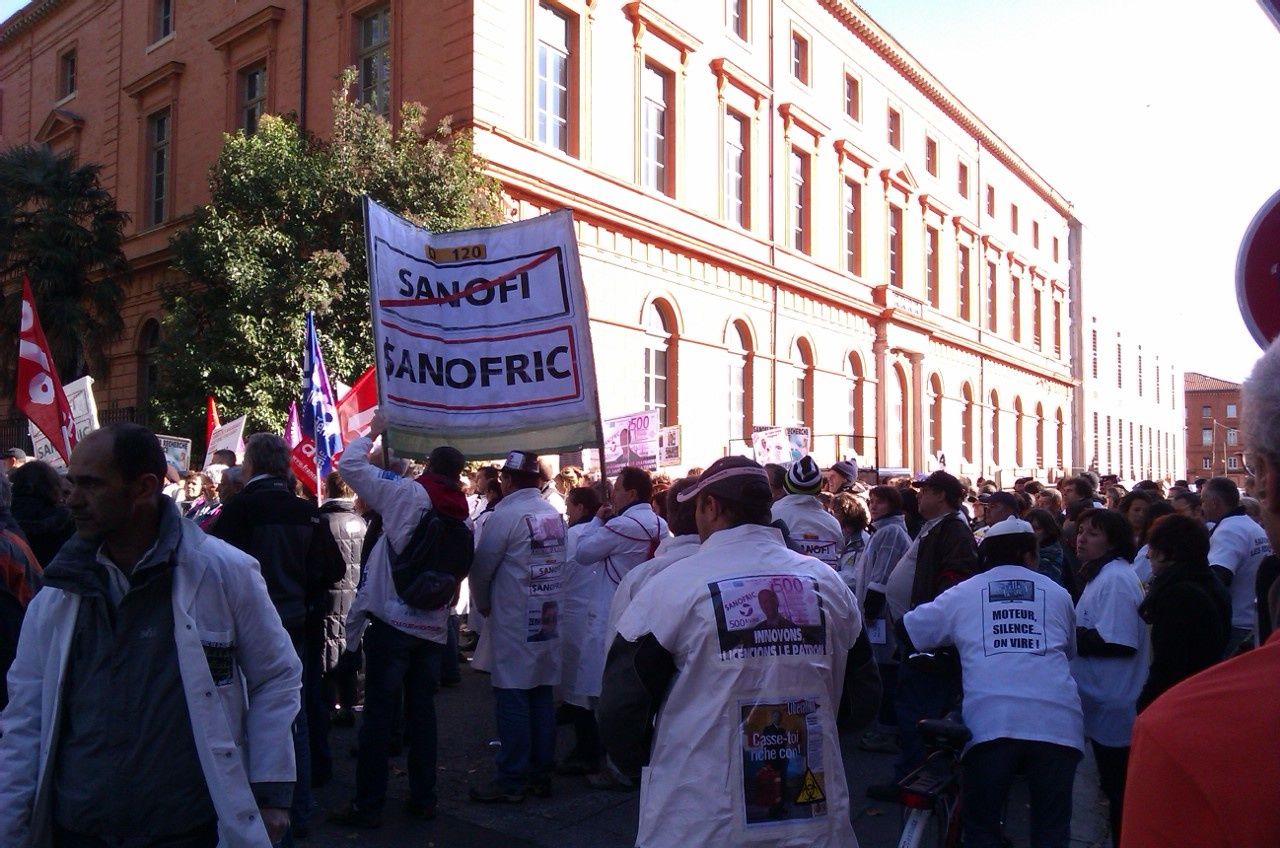 Contre congrès du PS : manifestation à Toulouse.
