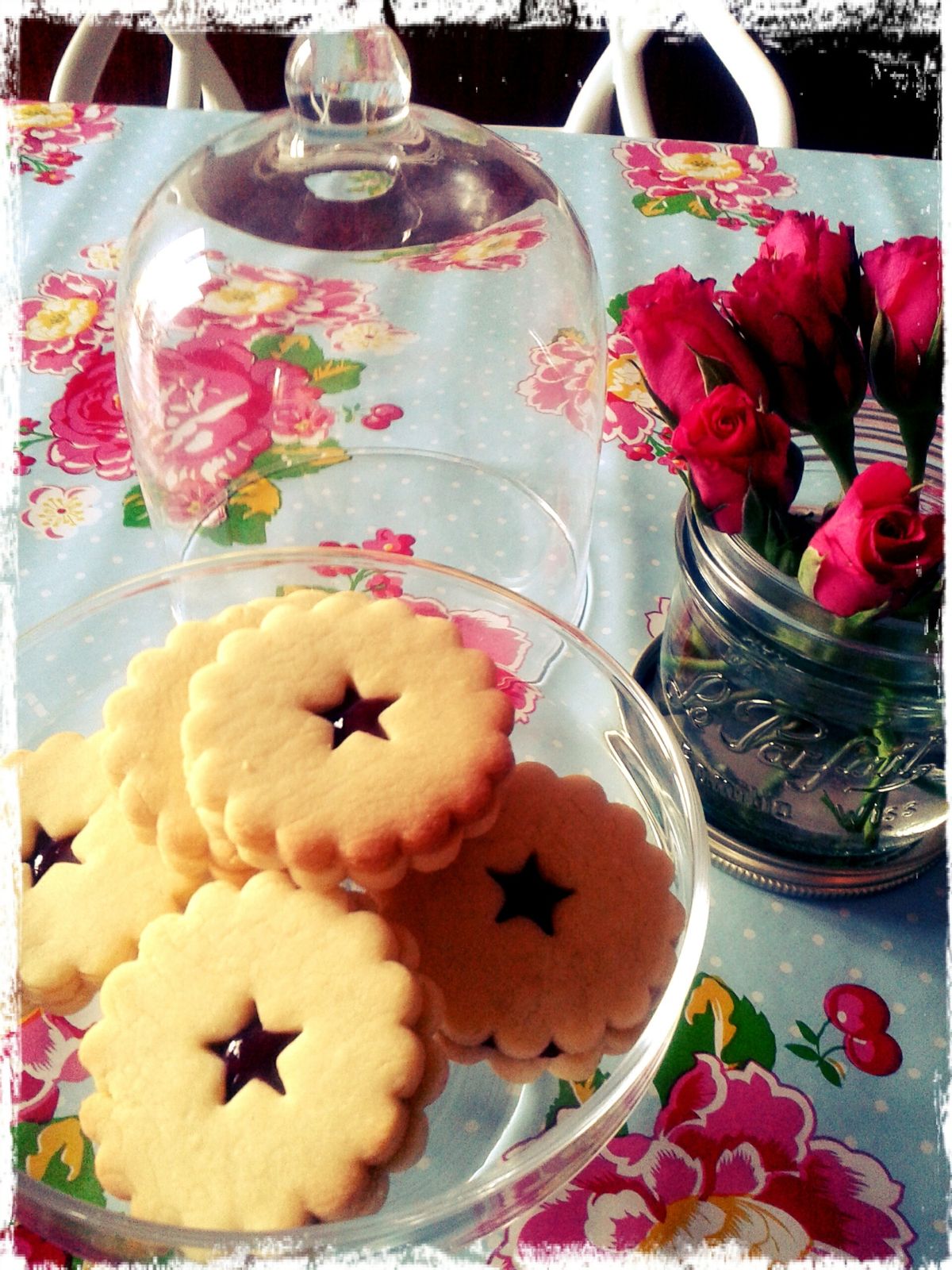 Recette de biscuits étoiles confiture ou Nutella...