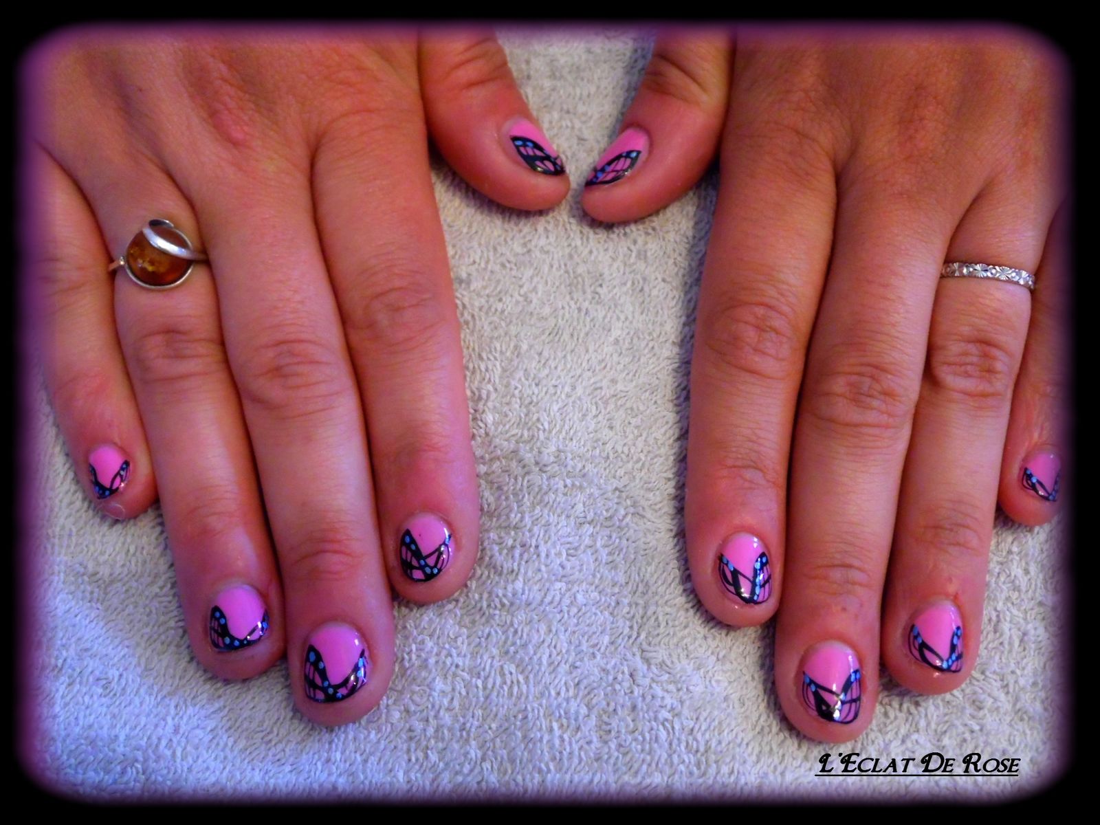 Pose vernis semi permanent sur ongles courts Roxane L