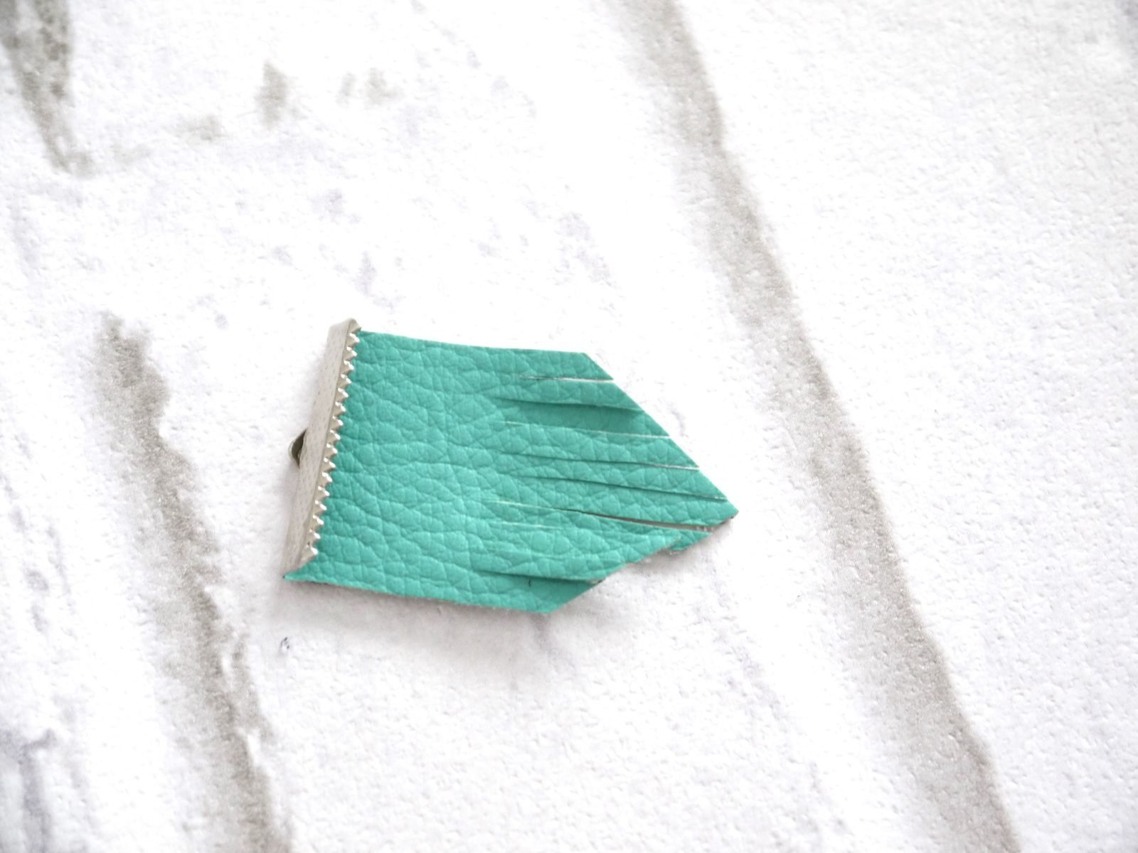 Collier en simili cuir - DIY