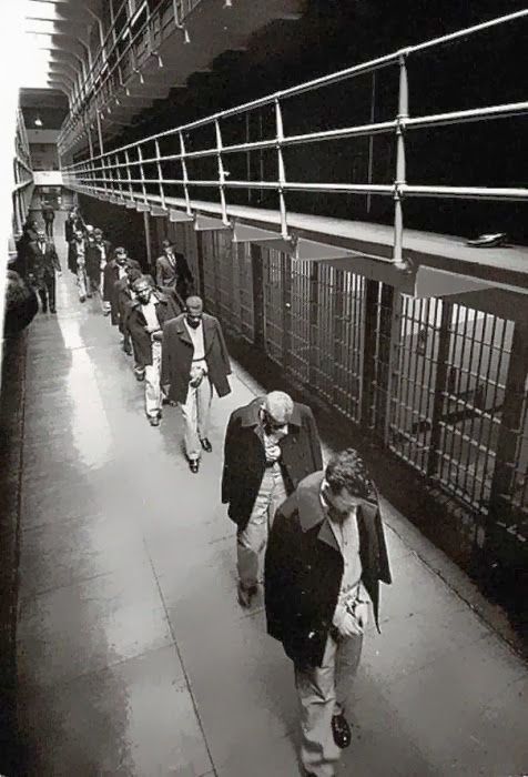 Les derniers prisonniers d'Alcatraz (1963)
