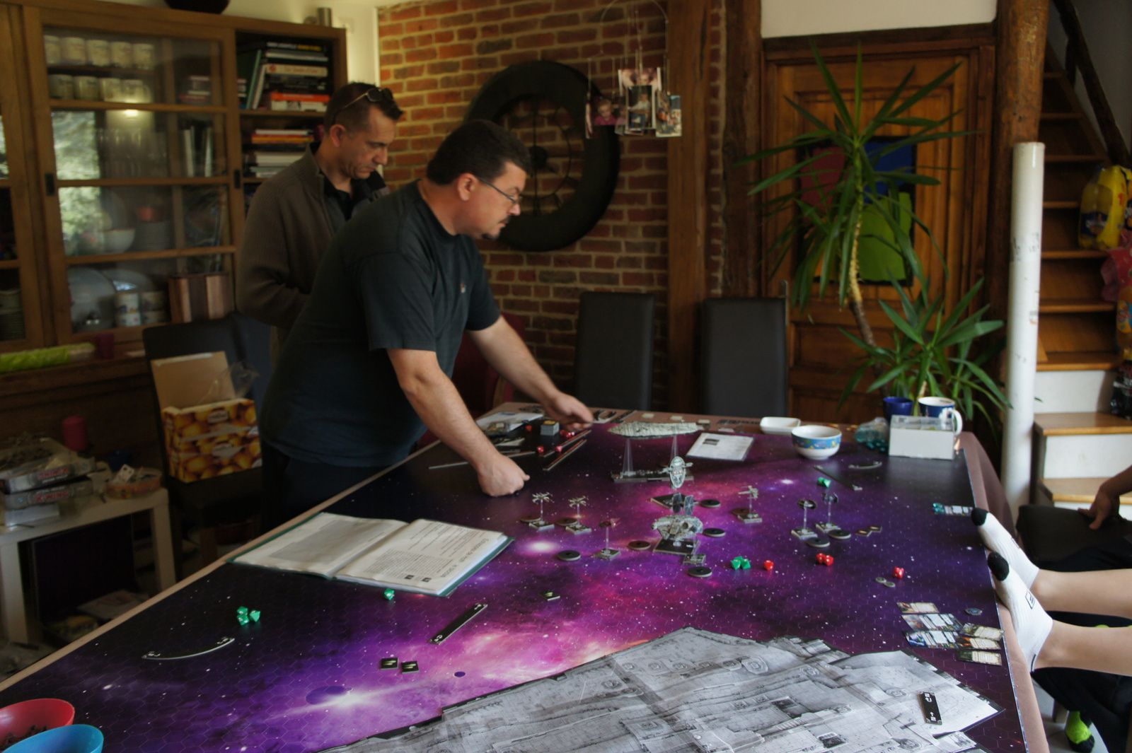 Les belligérants ! Et quand les cousins s'en mêlent et se mettent à parler tchèque on a vraiment l'impression d'avoir des extraterrestres en face de soi ...