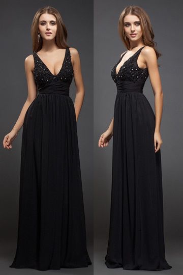 Robe de bal en Mousseline noire ligne a ornée de strass décolletée plongeant