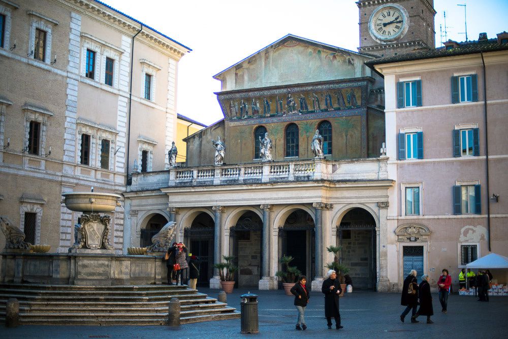 Fish Market In Rome Trastevere Mondomulia