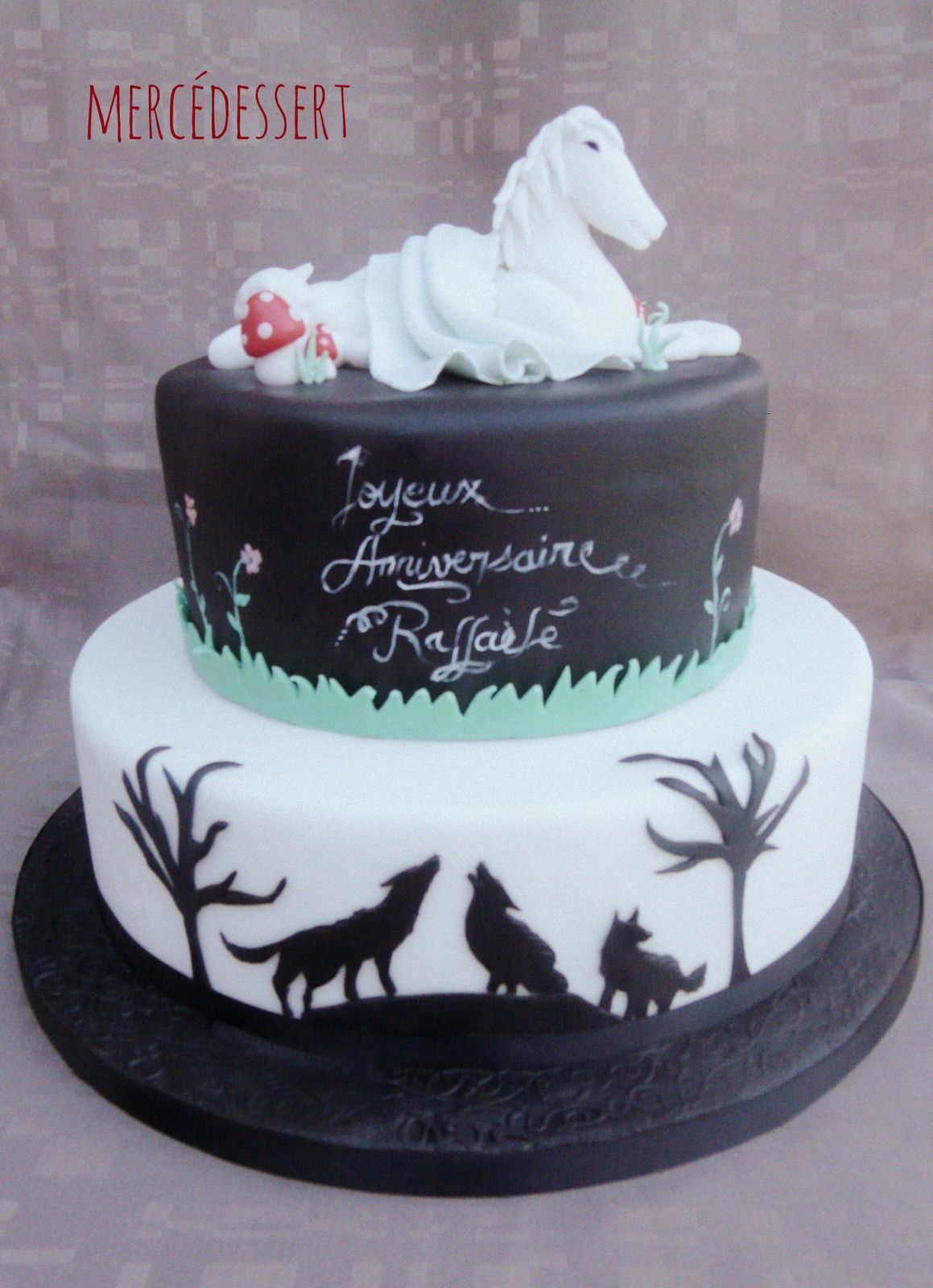 Gâteau cheval et loup - génoise nature et ganache chocolat ; 30 personnes (30 décembre 2014)