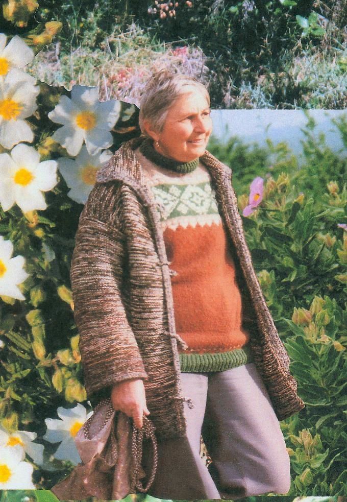 Adrienne Cazeilles en son jardin-monde