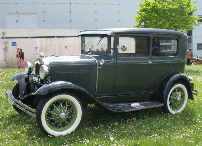 Ford A Coach Tudor 1930