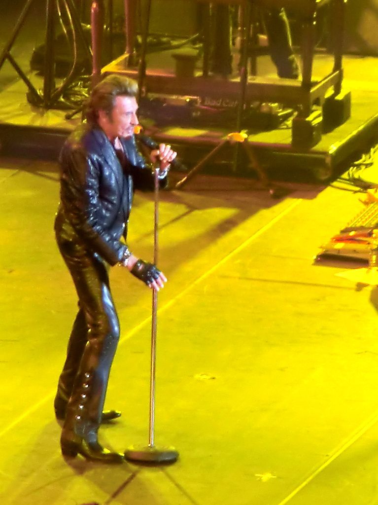 JOHNNY HALLYDAY à