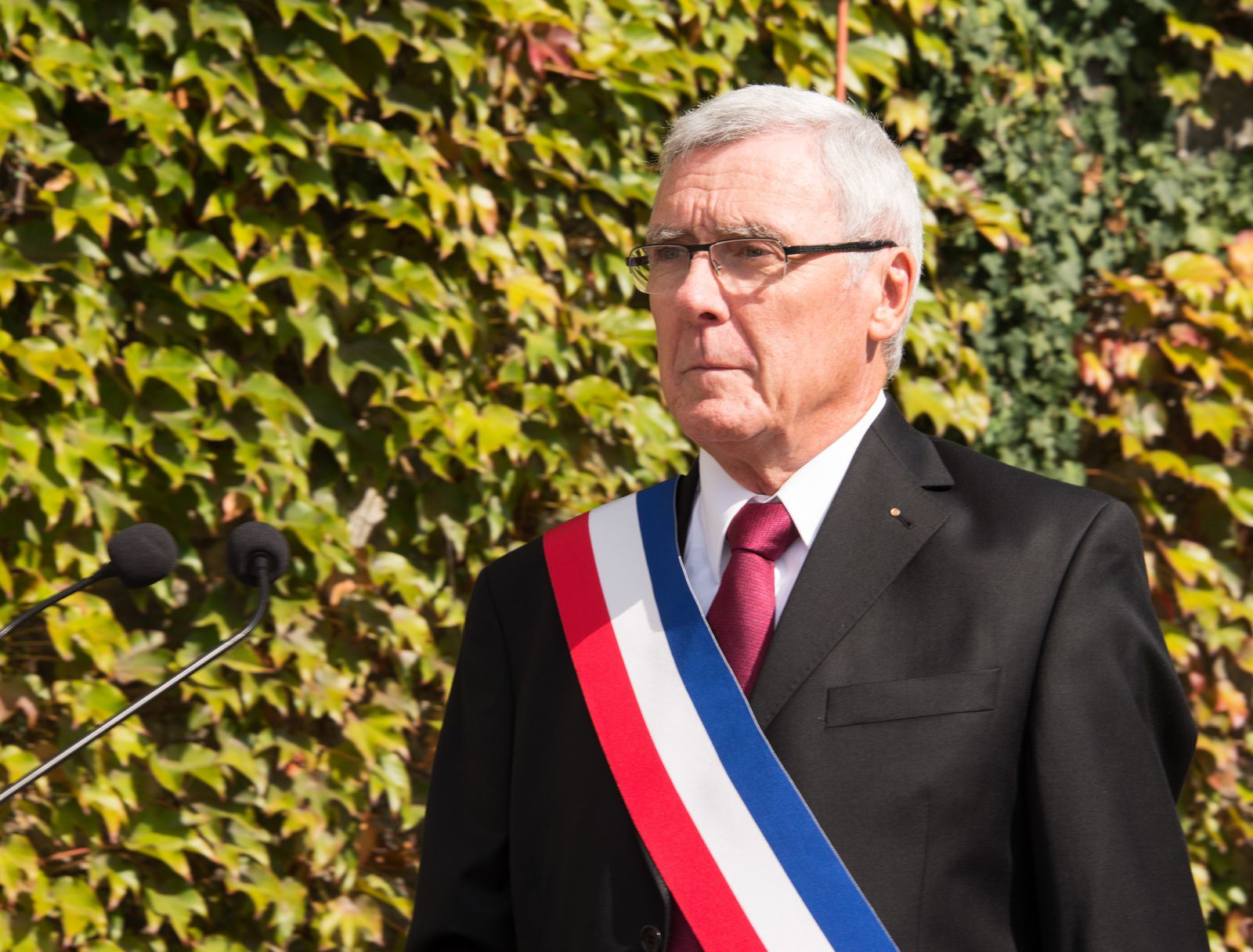 René GAUTHERON apporte son soutien aux vétérans et au noble projet d'édification du Mémorial National