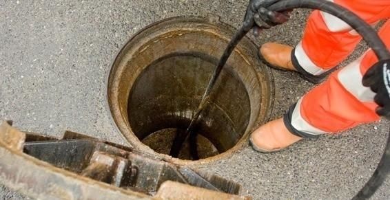 ob_086f65_debouchage-canalisation-auberv