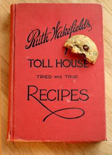 Livre de Ruth Wakefield où est rédigée la recette du cookie