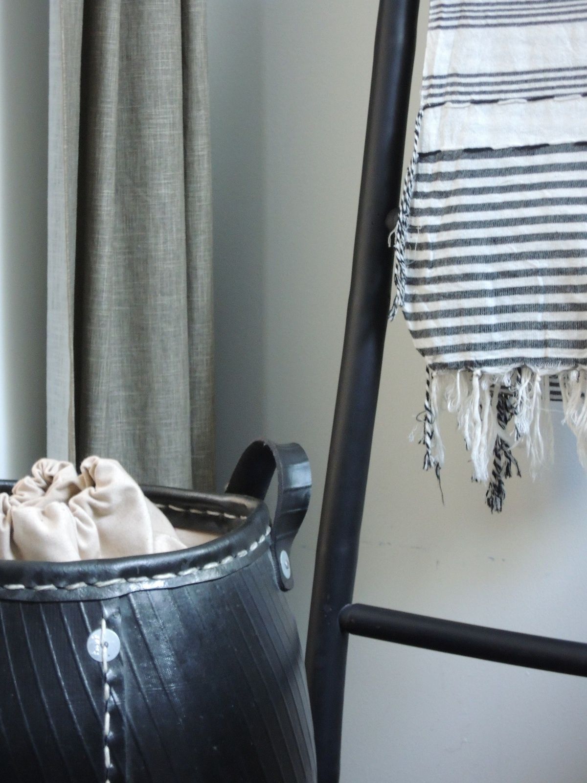 Echelle bambou salle bain