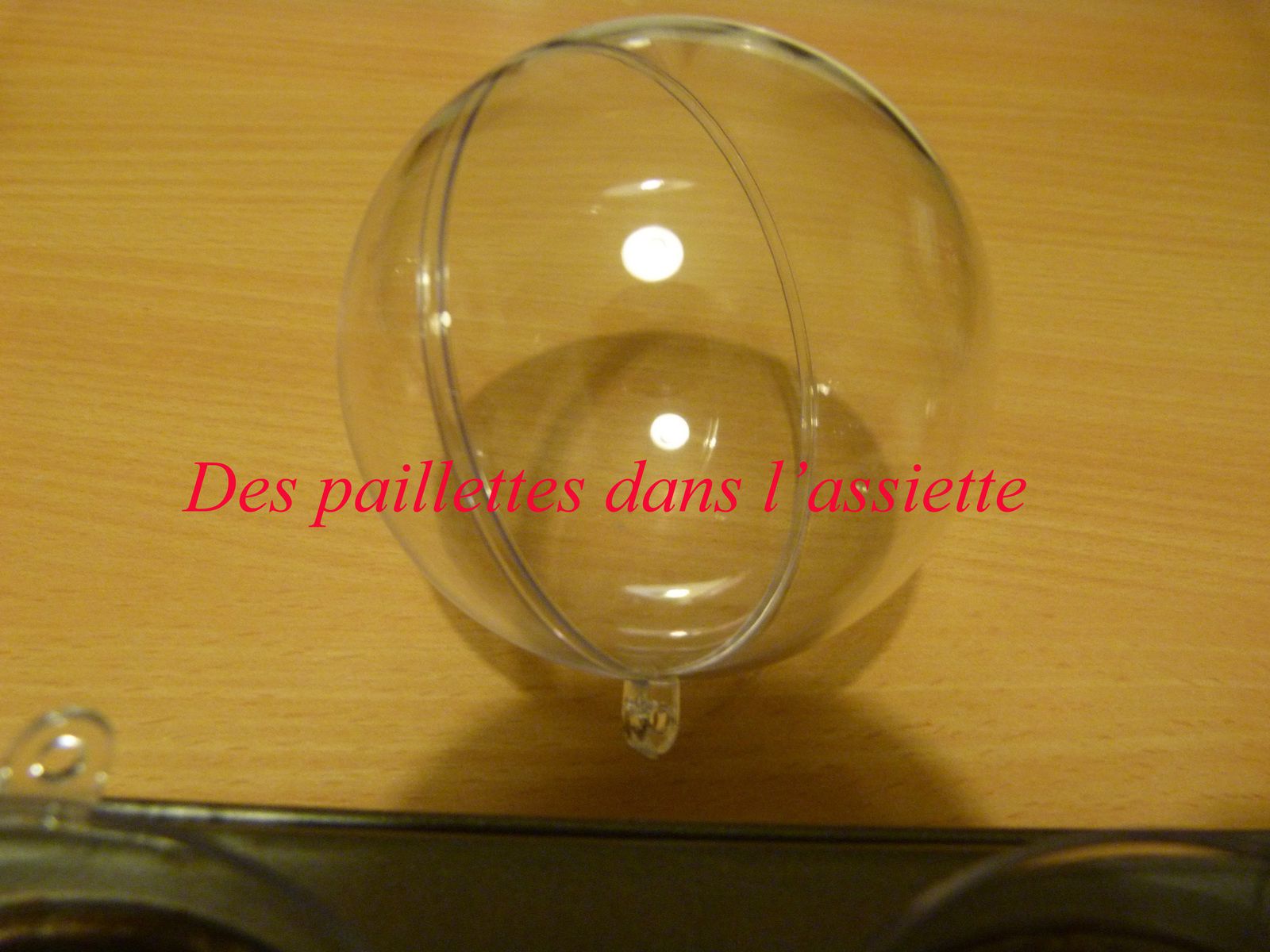 Boule transparente en plexiglass 6 CM