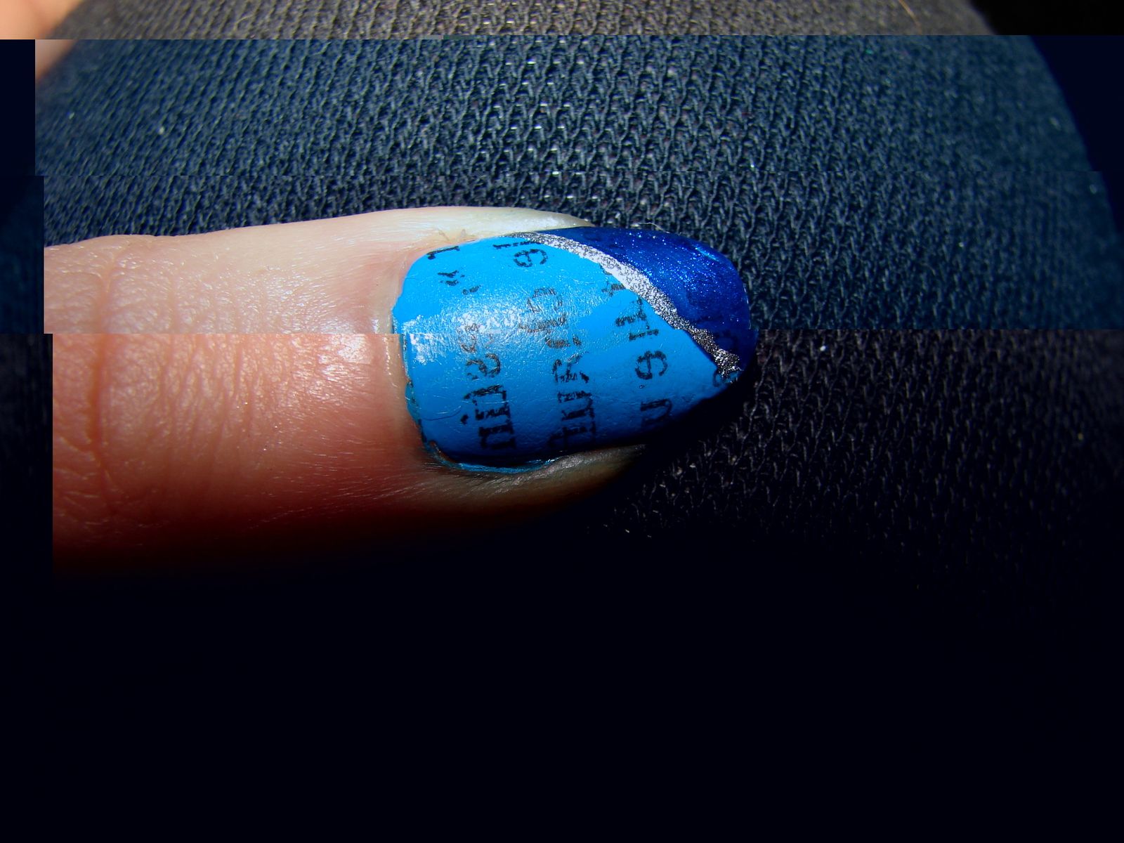 Nail art papier journal bleu ma beaute nail art