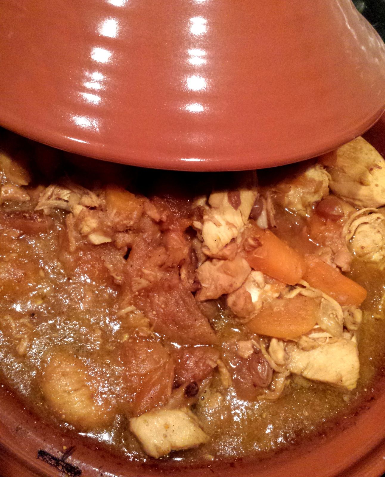 Tajine de poulet aux fruits séchés Acidulée comme moi