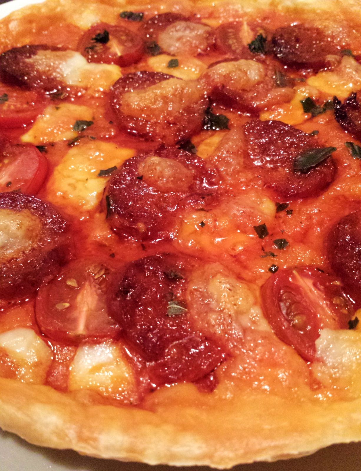 Tarte salée tomates, mozarella et chorizo, de Frédéric Anton