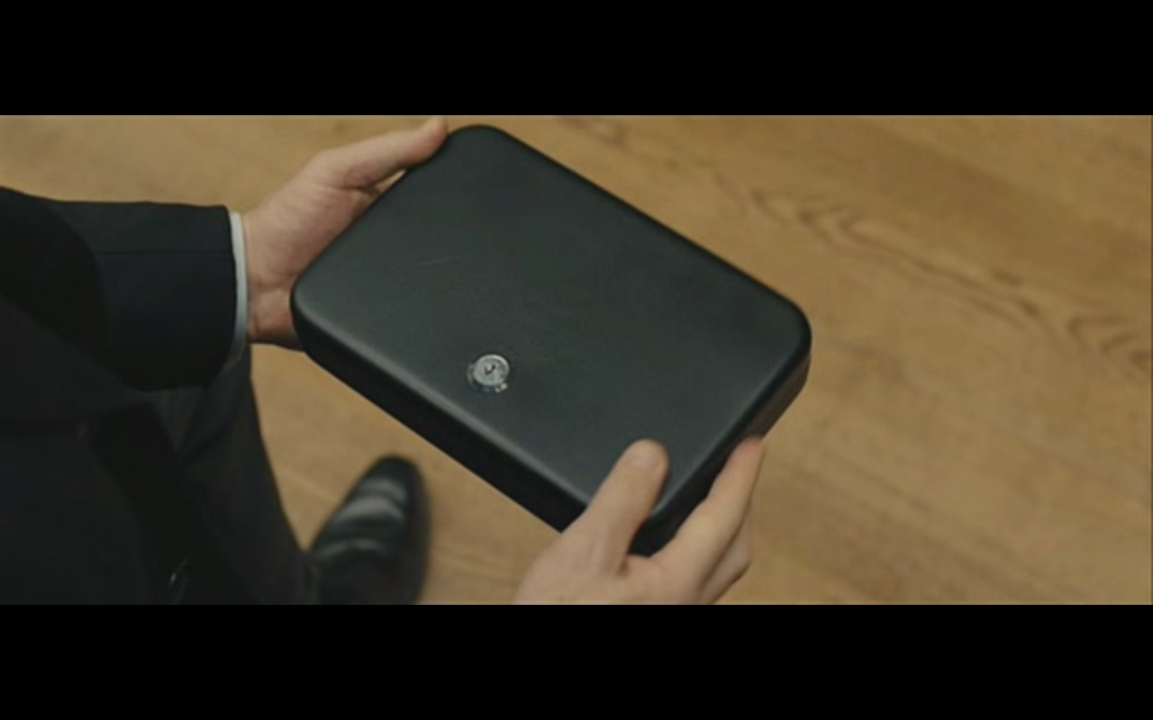 bond rencontre q skyfall