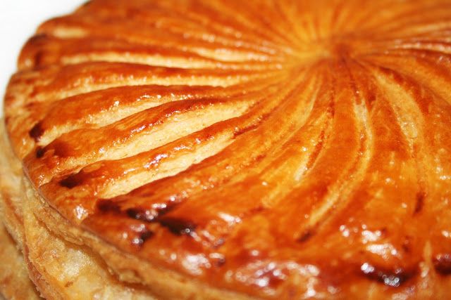 Pithiviers ou "Galette des Rois à la Frangipane"