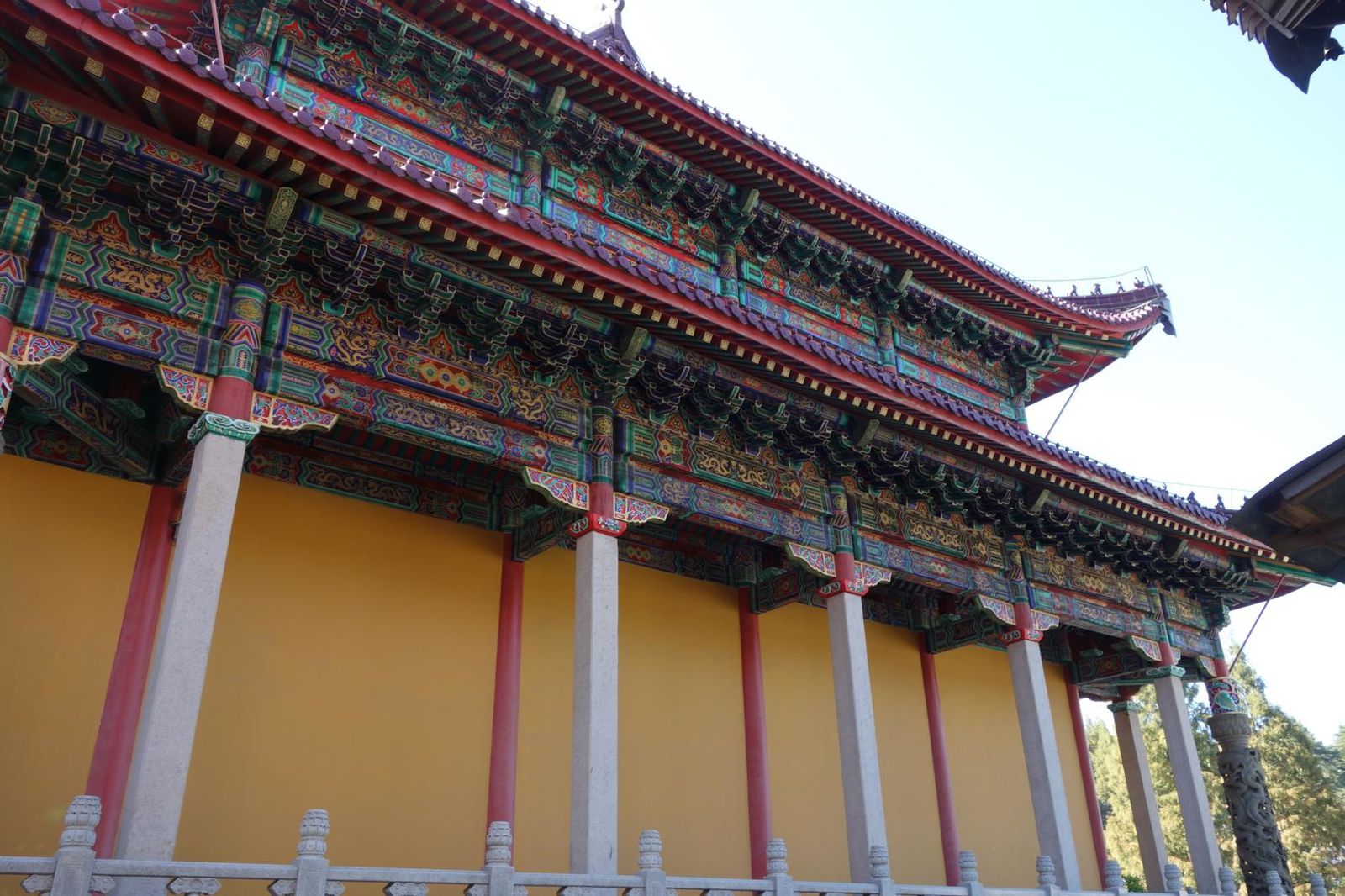 Temples bouddhistes aux milles couleurs