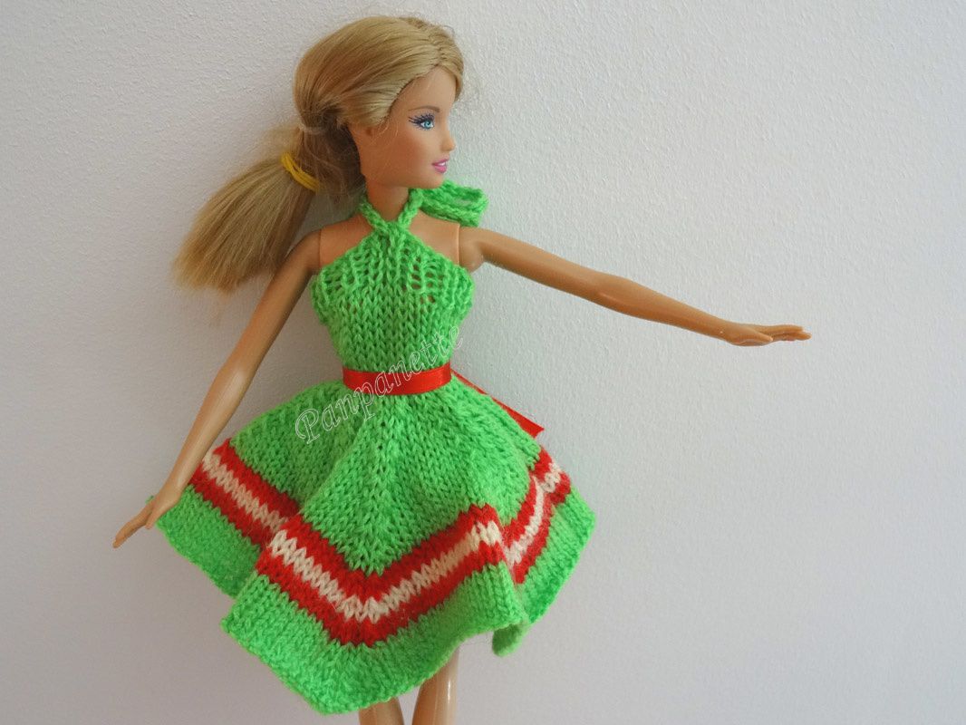 Robe de Barbie en tricot