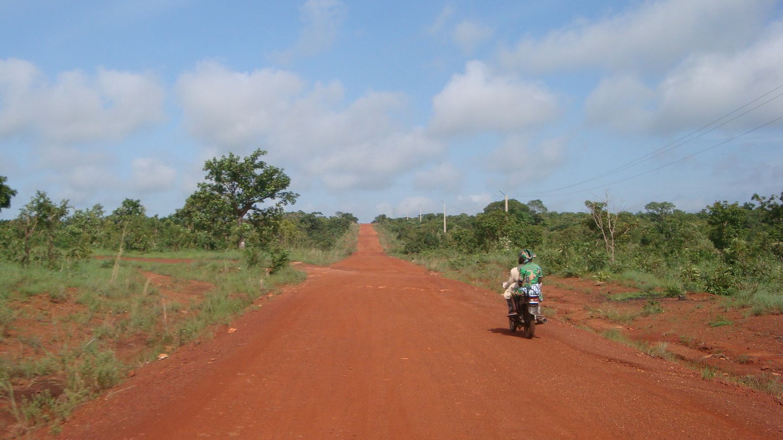 Bénin : sur les traces du zemidjan !