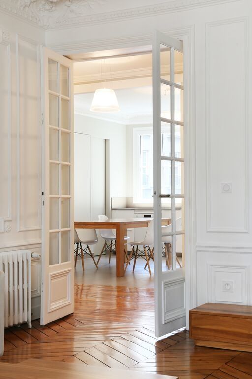 La cuisine vue du salon