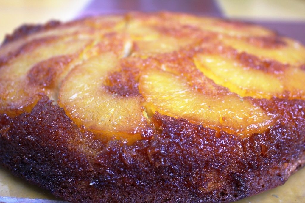 Gâteau antillais à l'ananas caramélisé - Festin quotidien