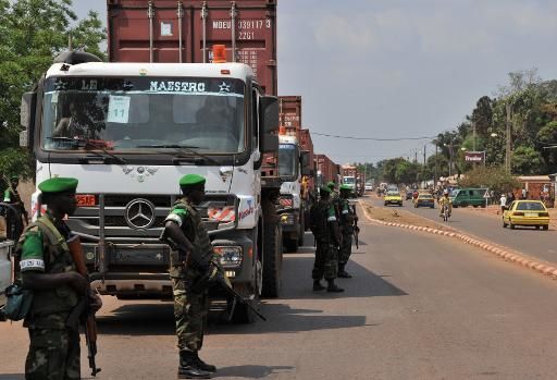 Caravana di camion scortata dalla Misca per il rientro in Cameroun