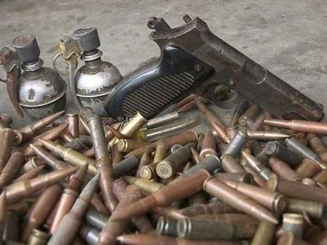 Interpellation à Bangui de quatre personnes en possession d’armes de guerre 