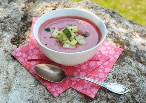 Soupe Glacée à la Betterave et au Lait de Coco - Tartine Jeanne