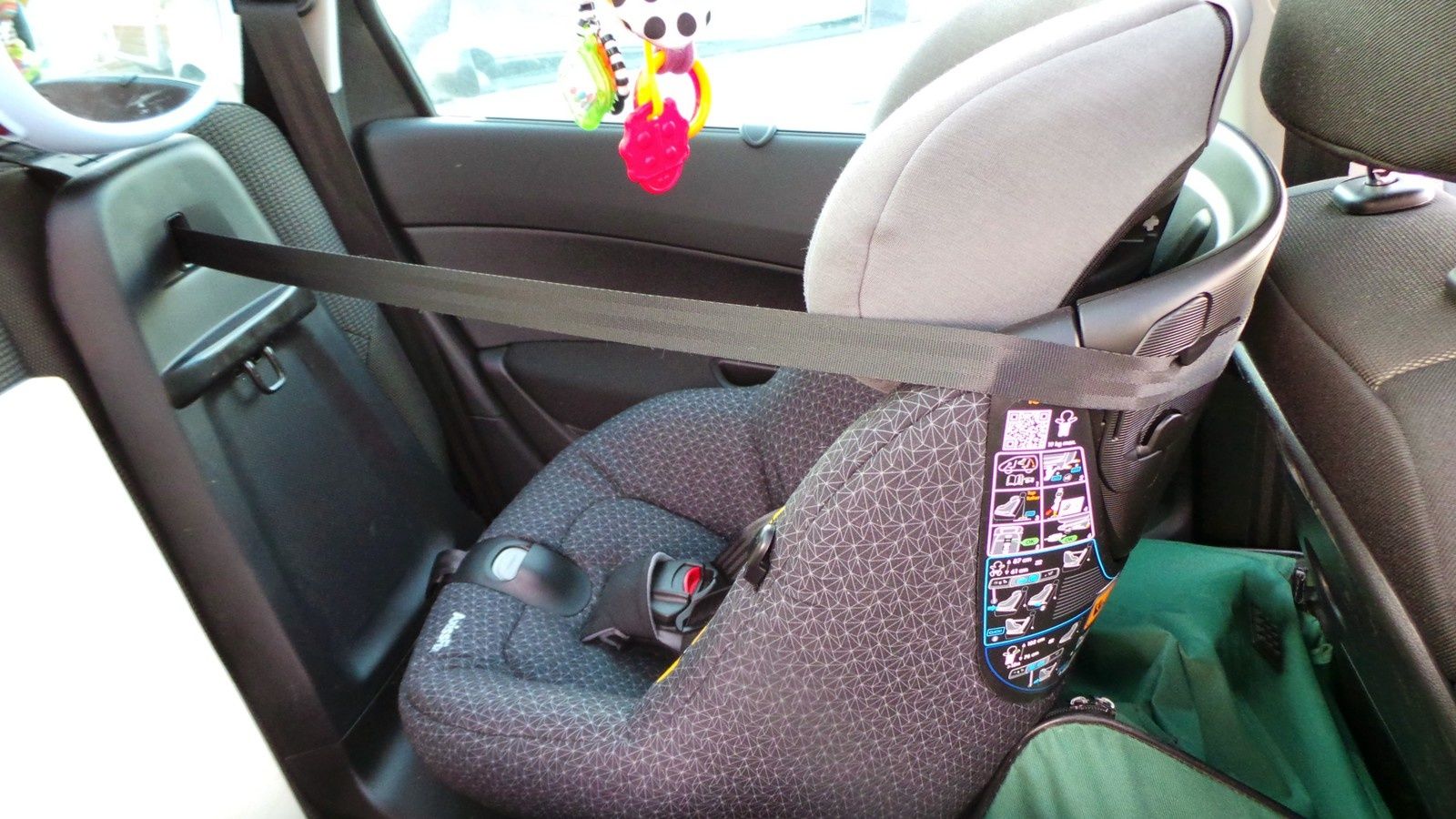 siege auto bebe confort axissfix plus