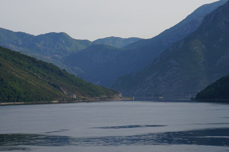 Arrivée dans les bouches de Kotor Arrivée dans les bouches de Kotor