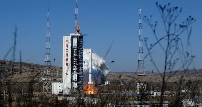 Long March 2C carrier rocket launch photo Xinhua News