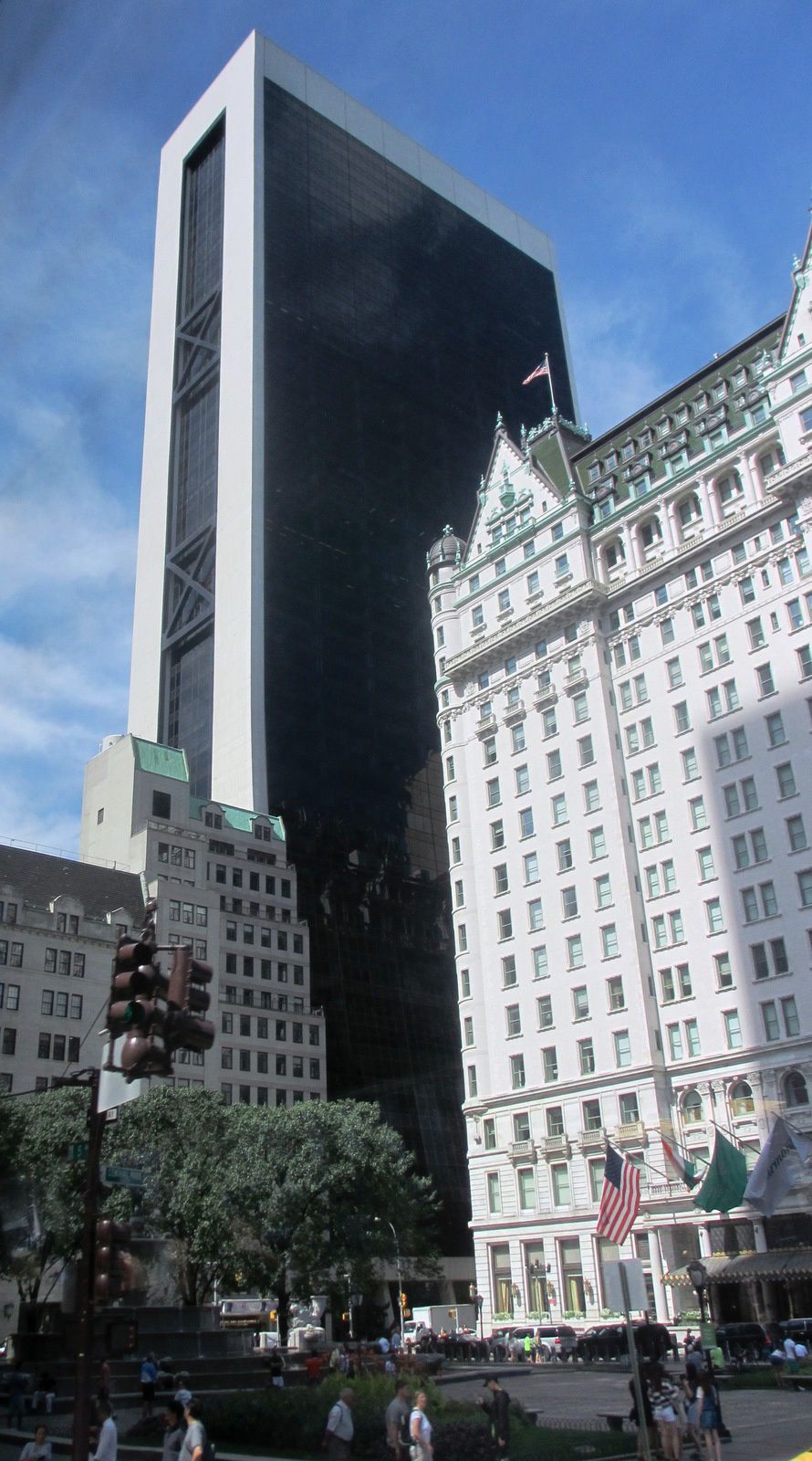 Solow Building et Plaza Hôtel, New-York