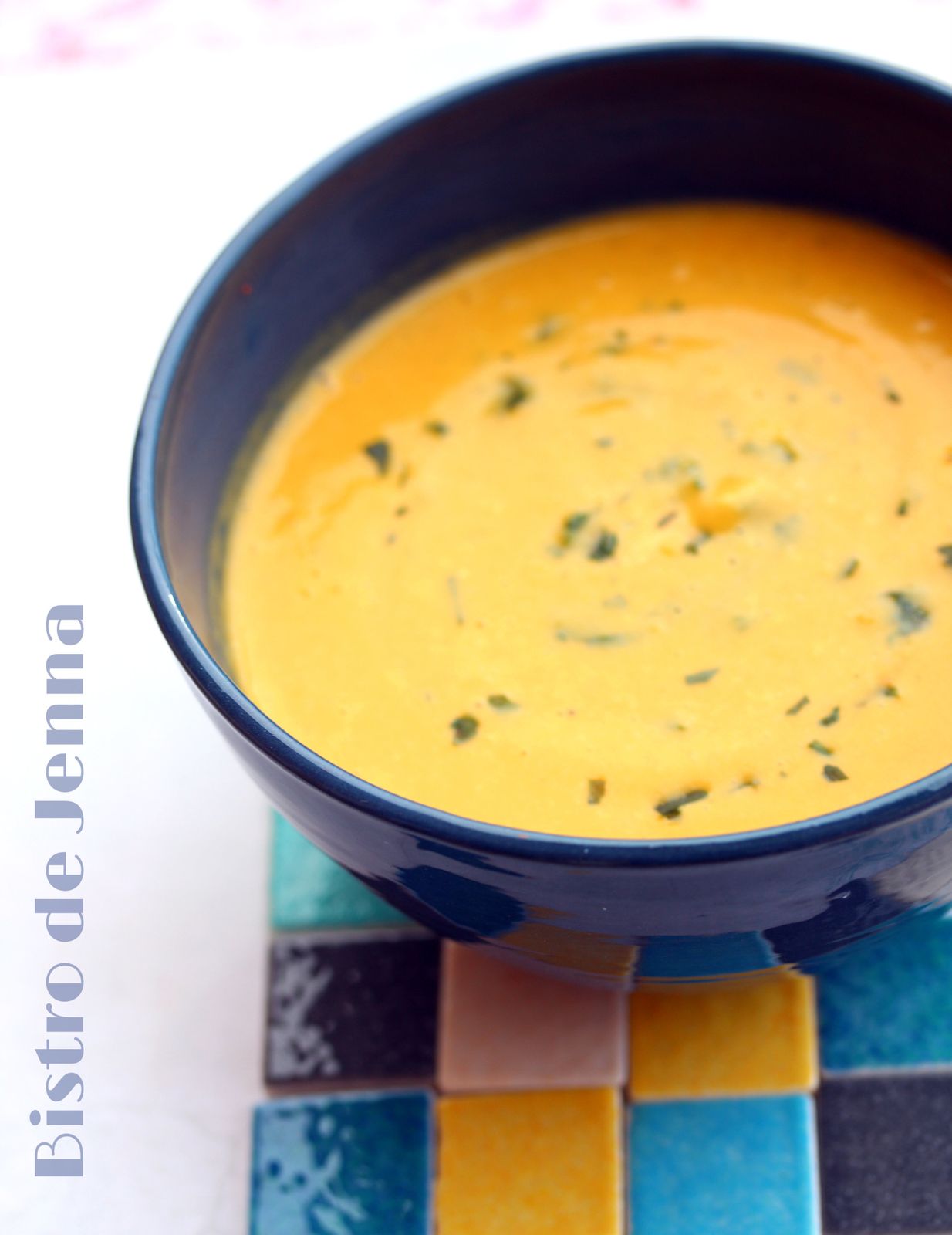 Velouté de potiron et de patate douce au colombo