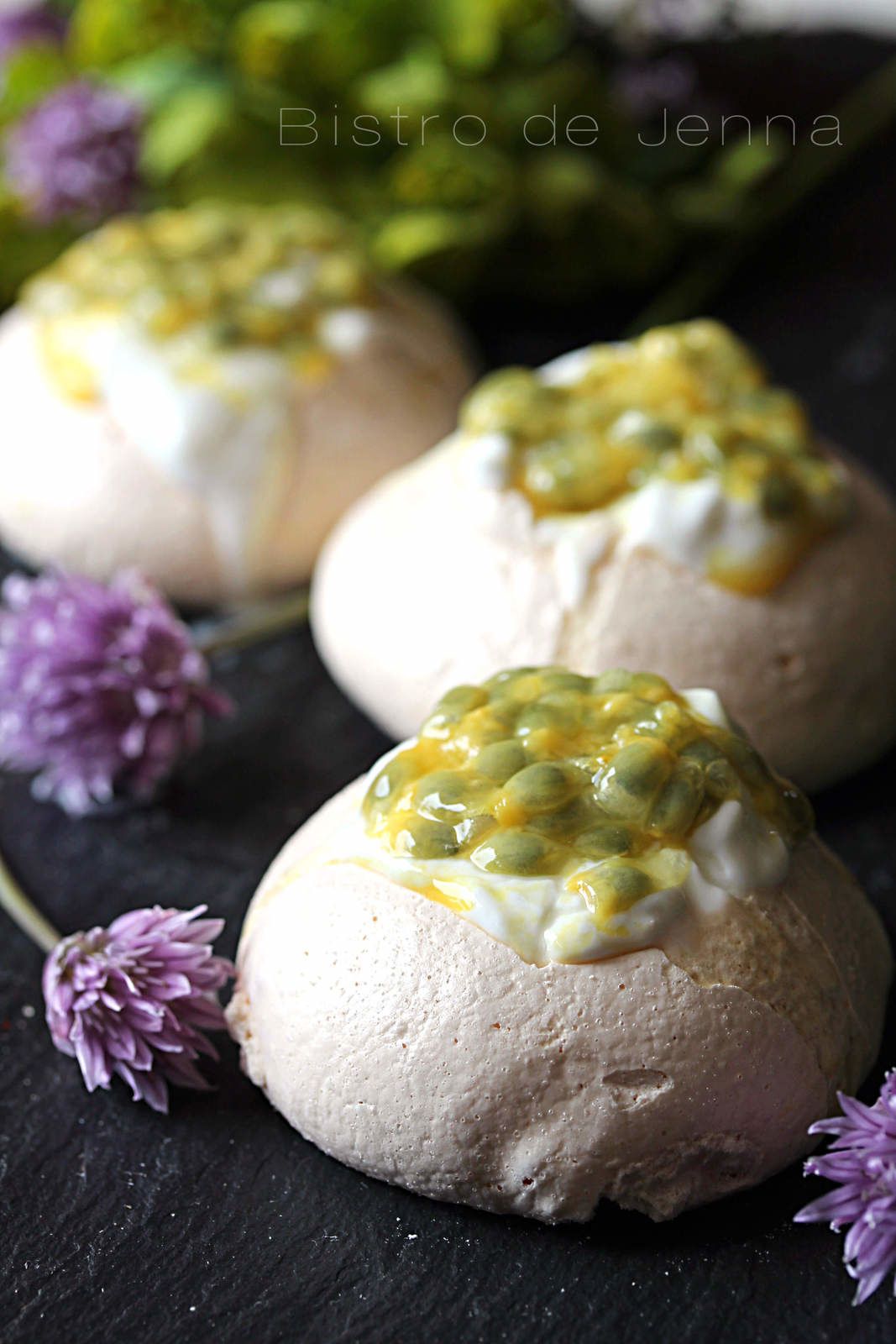 Mini Pavlova au fruits de la passion - végé sans œufs