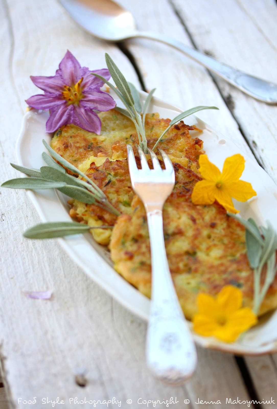 Galettes de courgette, pommes de terre et sauge fraiche (sans gluten)