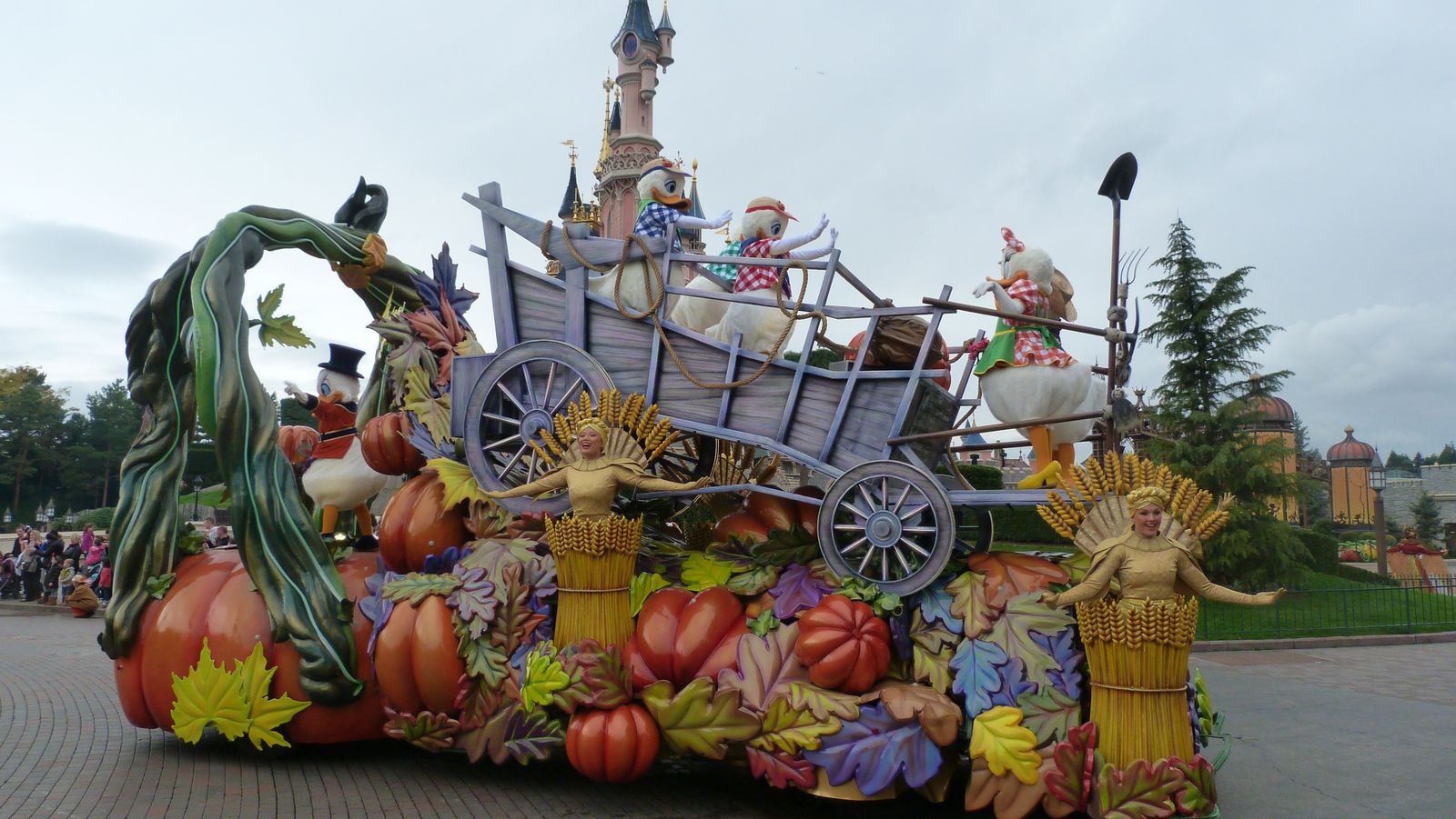 La Célébration Halloween de Mickey avec Kat De Blois