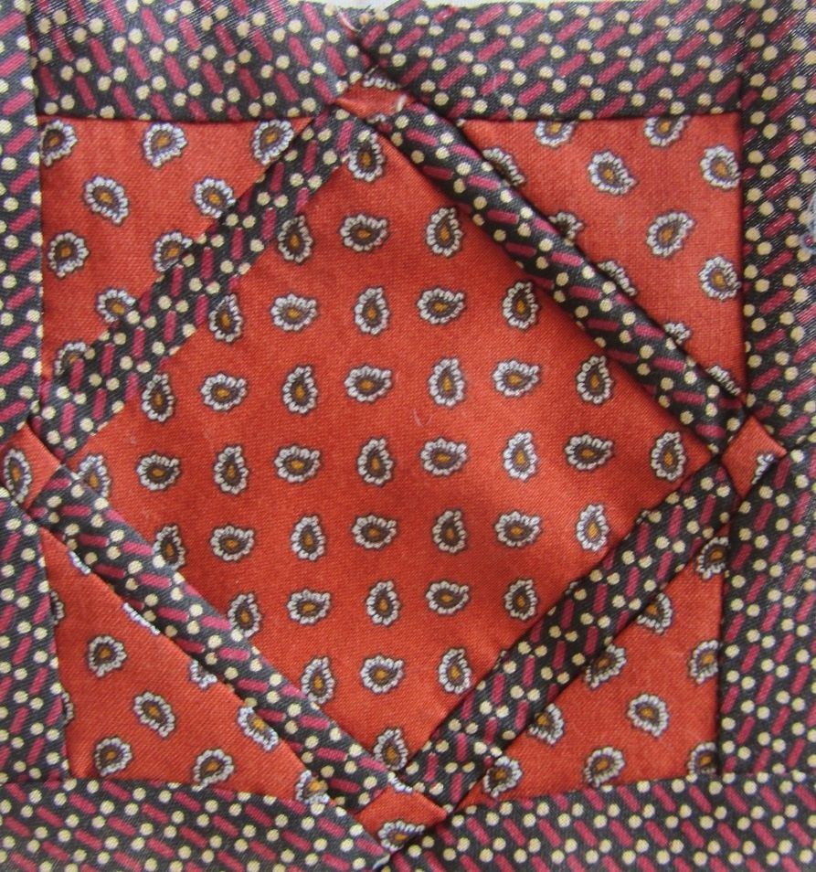 D5 pour celui ci aussi. Mise en valeur d'un petit tissu du sud. Merci Nicole.