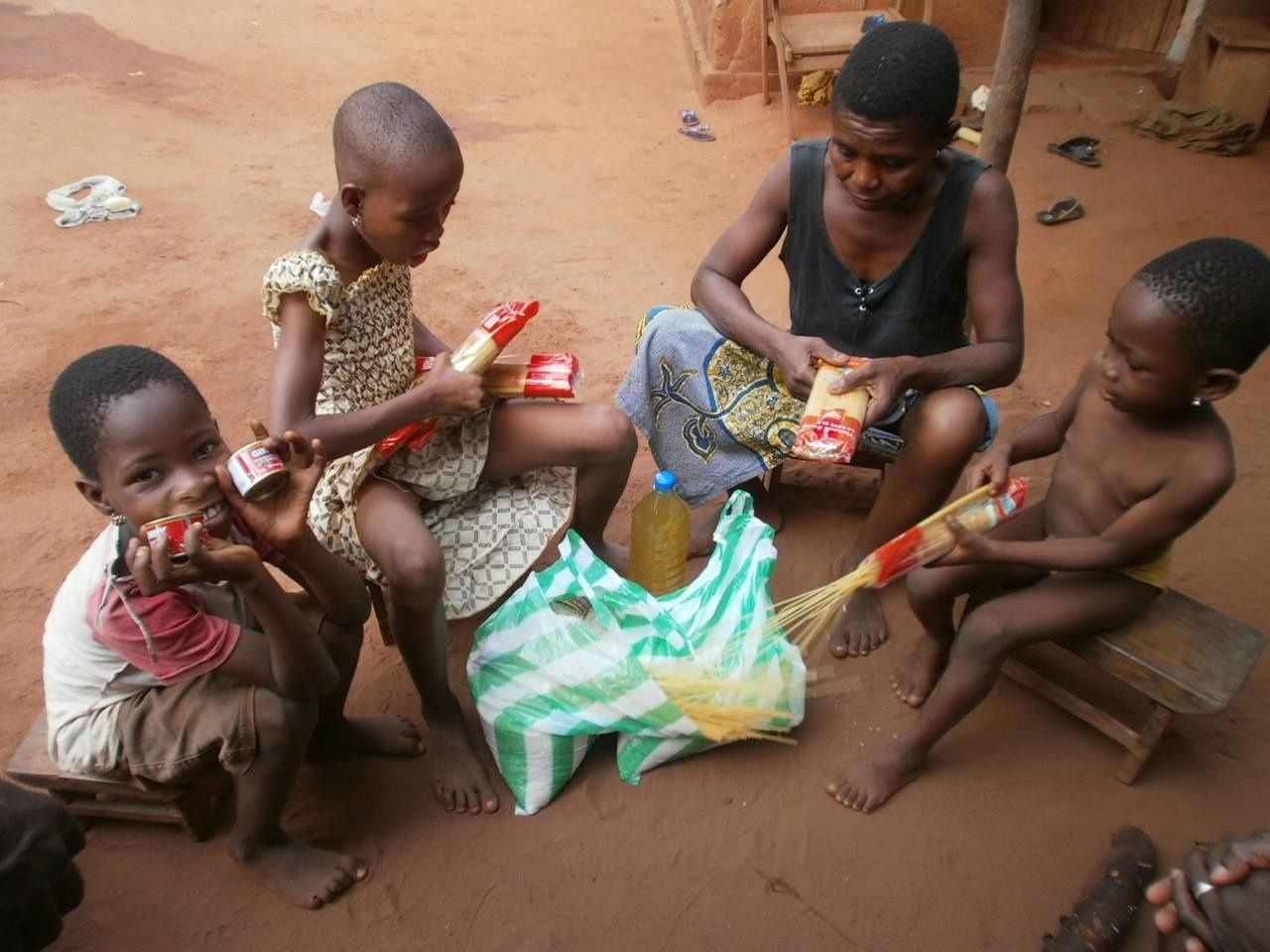 Togo ; orphelinat ; Aristide Zinsou ; association humanitaire