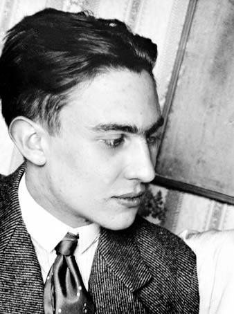 Raymond RADIGUET est né le 18 juin 1903.