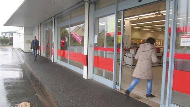 La fermeture de la petite surface discount à Cancale attriste la clientèle.