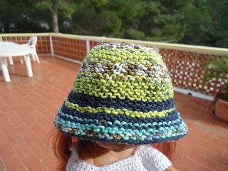 Chapeau cloche au tricot pour poupée chéries de corolle - Le blog de iaia  tri-cro-coud